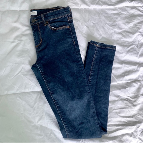 Banana Republic skinny jeans - Picture 1 of 4